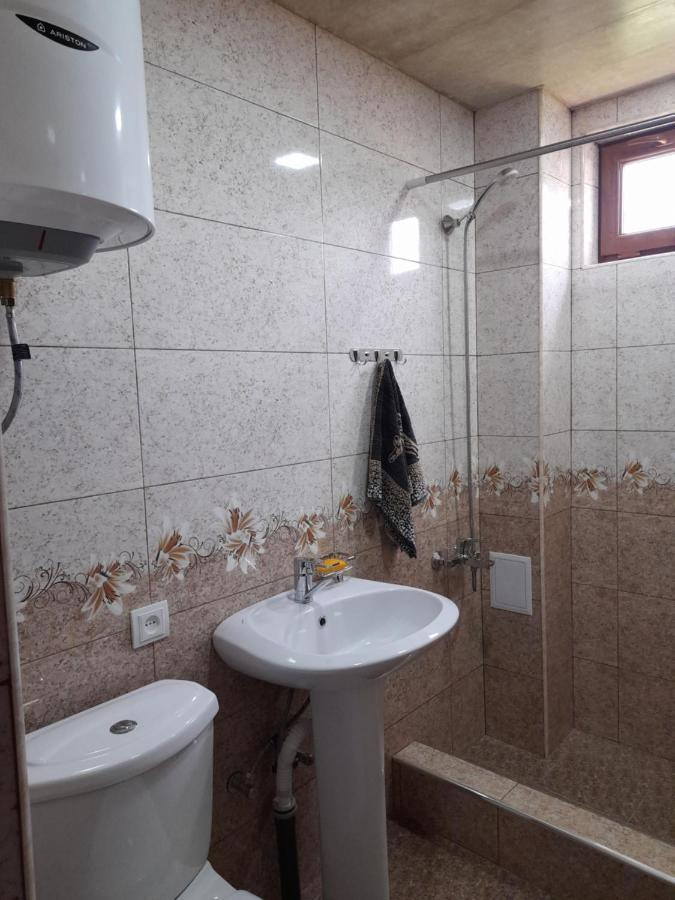 Bed and Breakfast Alexmila à Tatev Extérieur photo